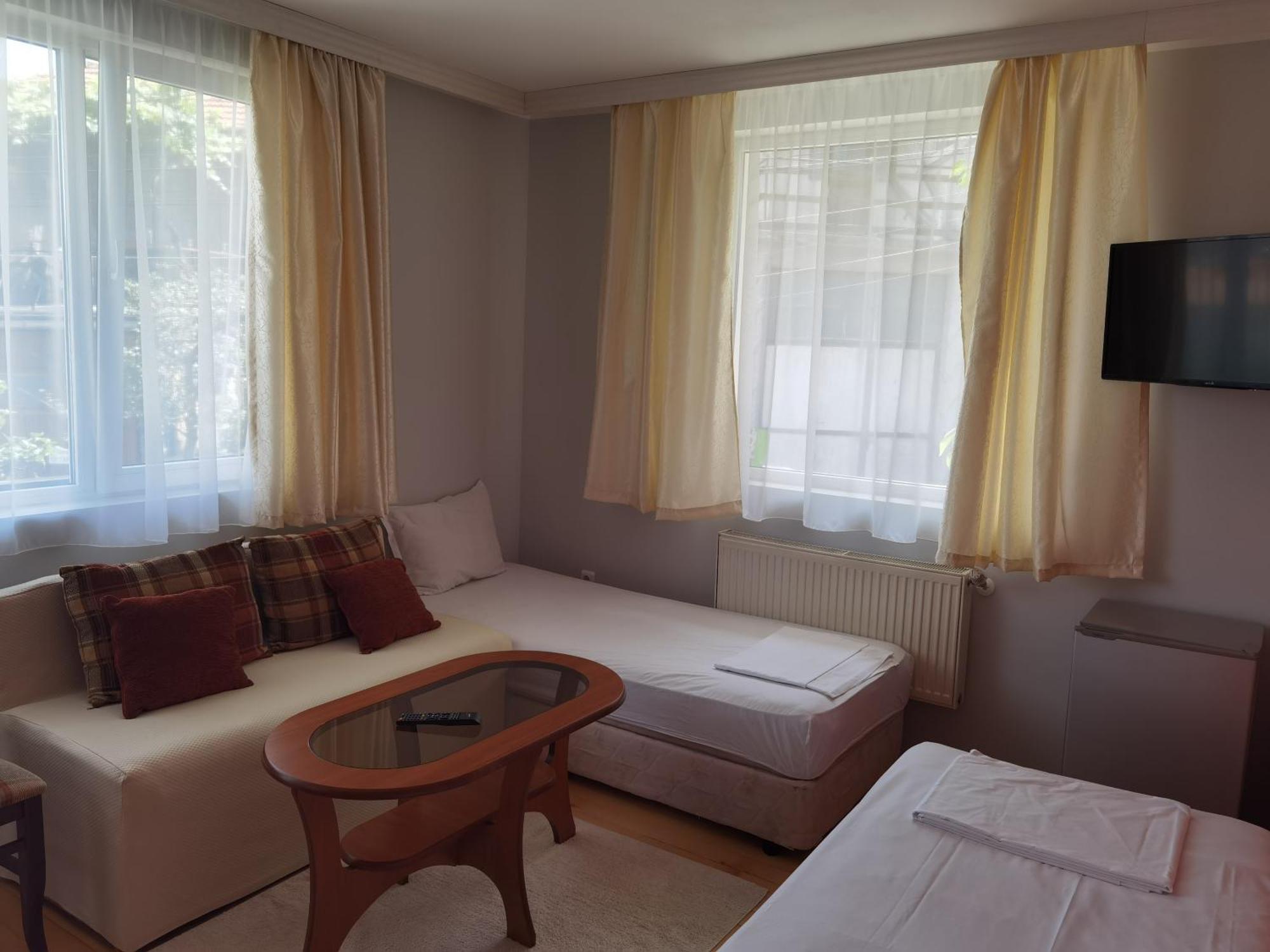 Mira Guest House Dobrinishte Habitación foto