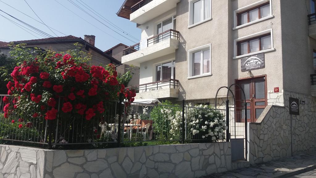 Mira Guest House Dobrinishte Exterior foto